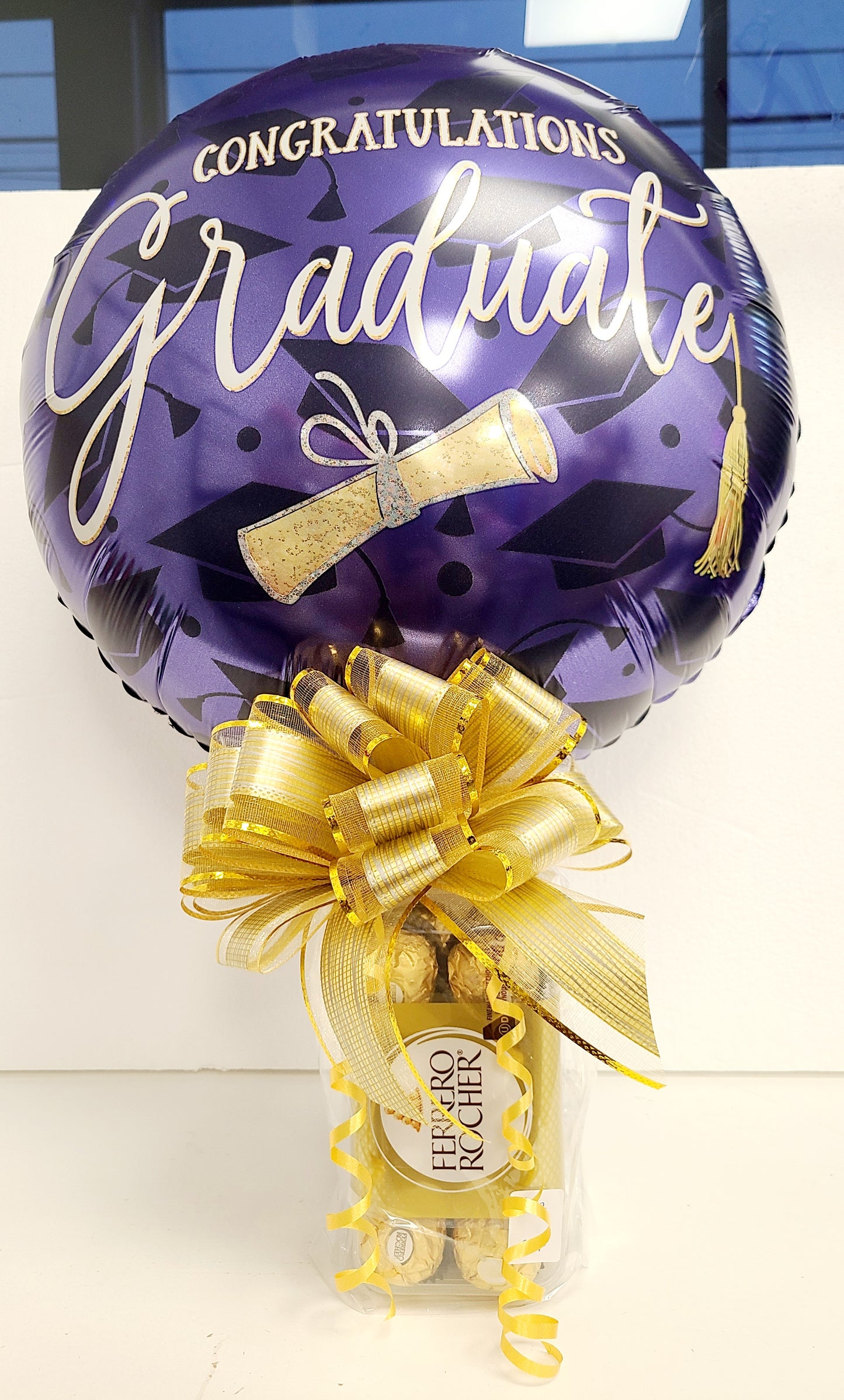 A32 Paquet Ferrero et Mylar thématique