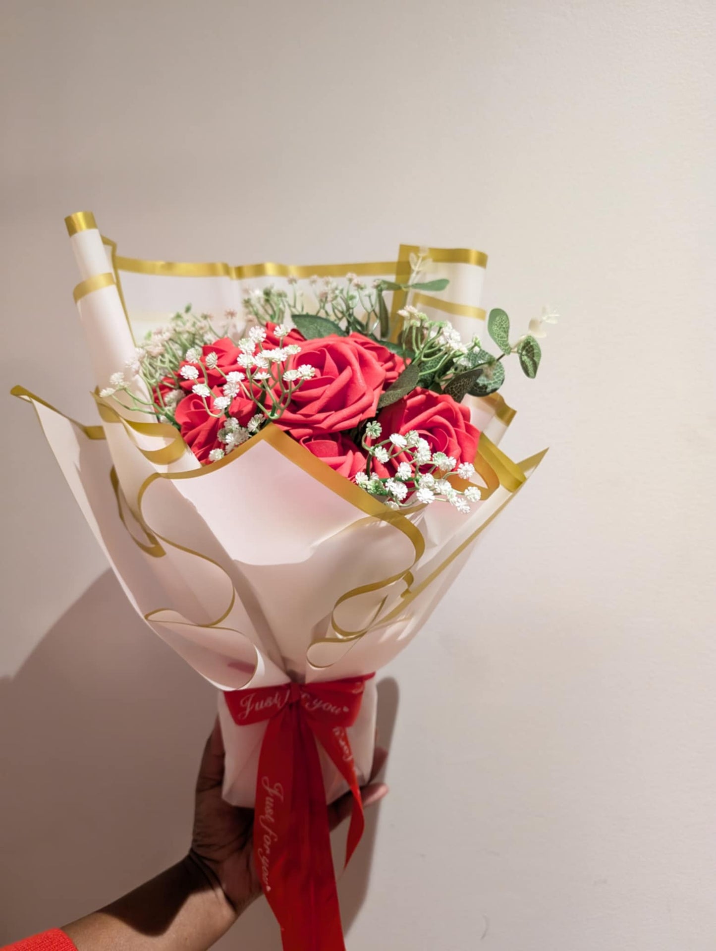 B21. Bouquet de 12 Roses