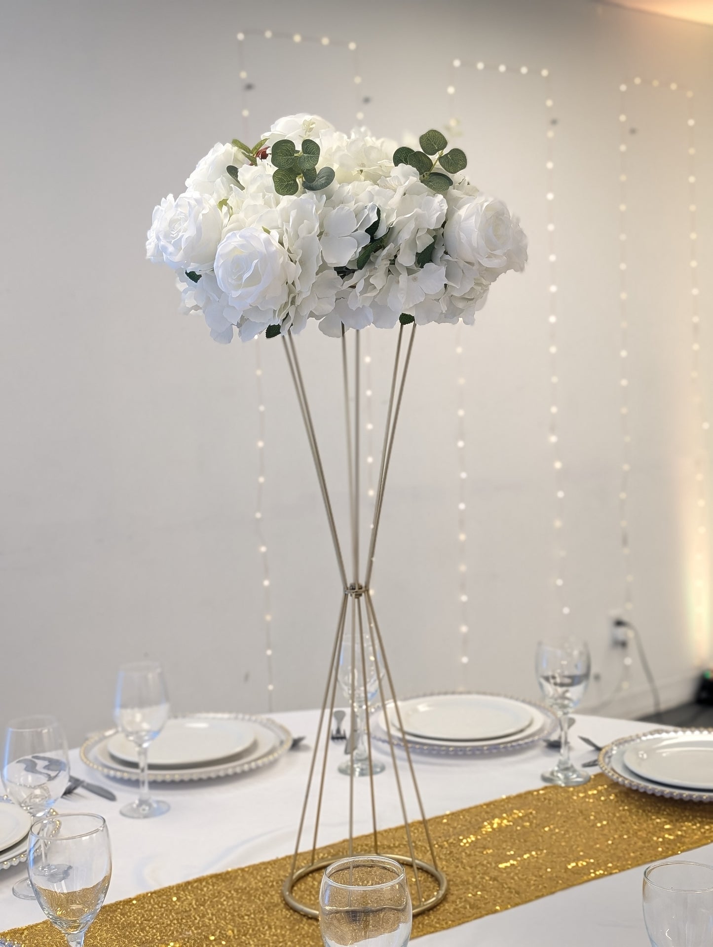 Location de Vase Trompette avec fleurs 60cm