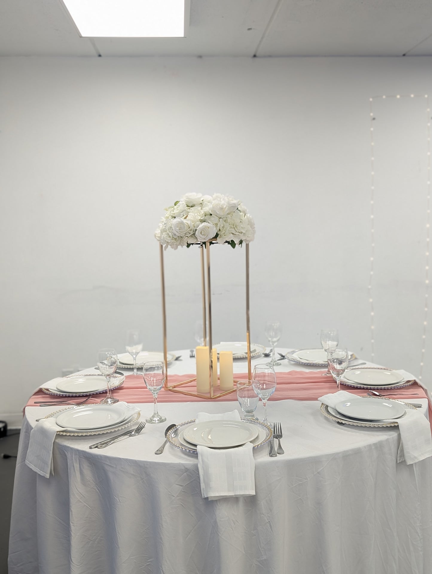 Chemin de table rose