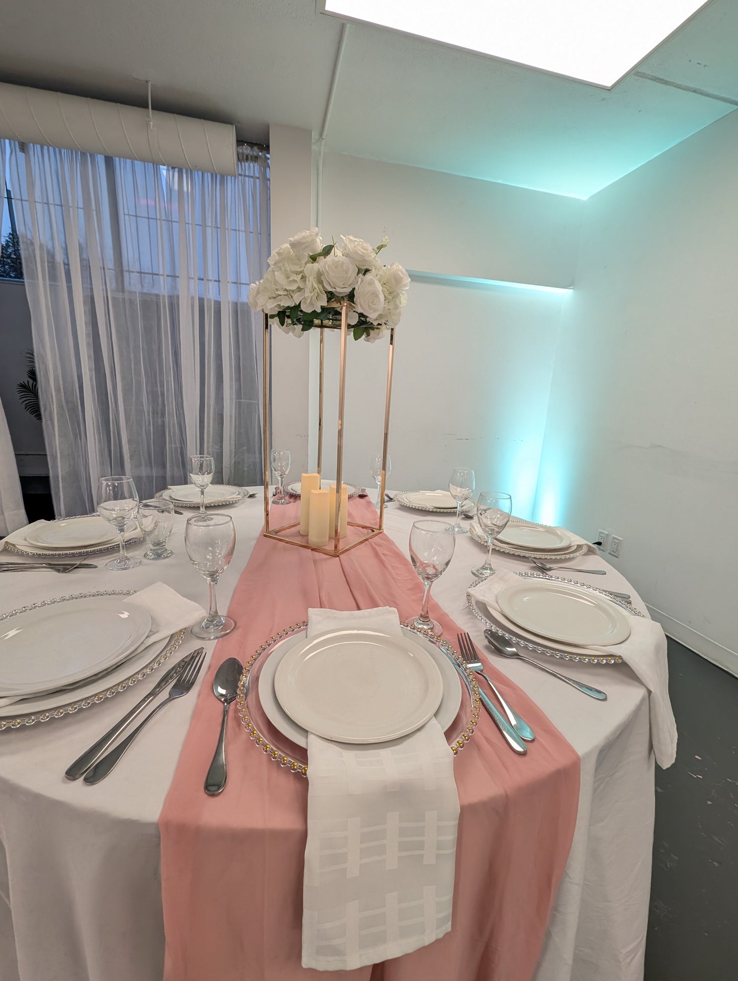 Chemin de table rose