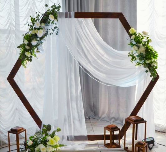 Montage Arche hexagonale en Bois